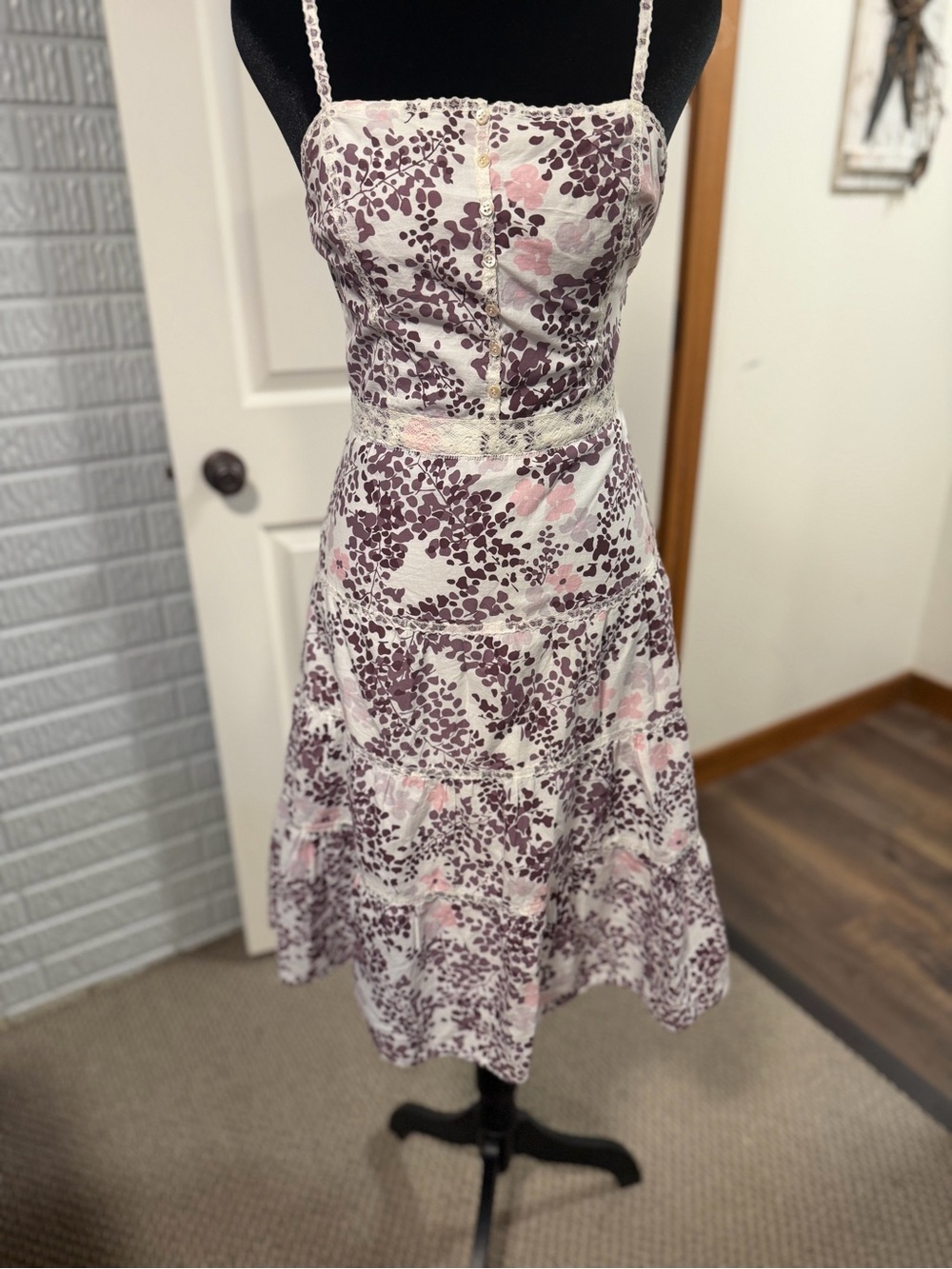 Tabitha by Anthropologie Floral Lace Trim Dress – Size 4P – EUC